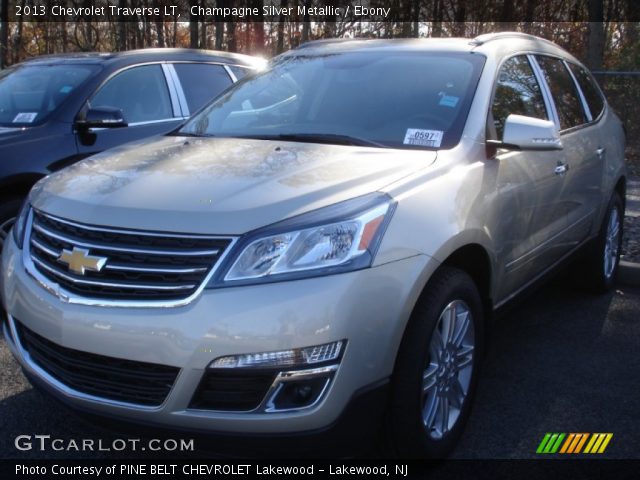 2013 Chevrolet Traverse LT in Champagne Silver Metallic