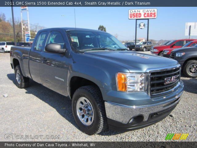 2011 GMC Sierra 1500 Extended Cab 4x4 in Stealth Gray Metallic