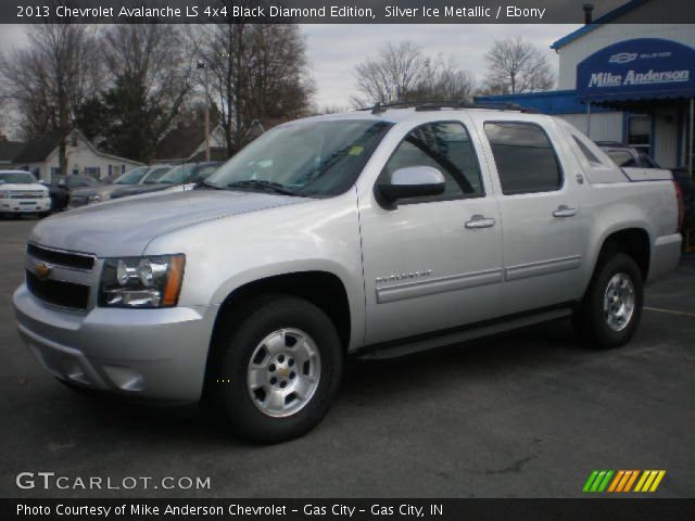 2013 Chevrolet Avalanche LS 4x4 Black Diamond Edition in Silver Ice Metallic