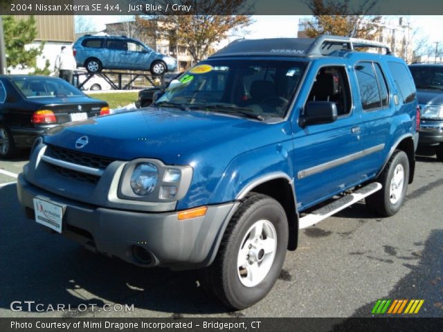 2004 Nissan Xterra SE 4x4 in Just Blue