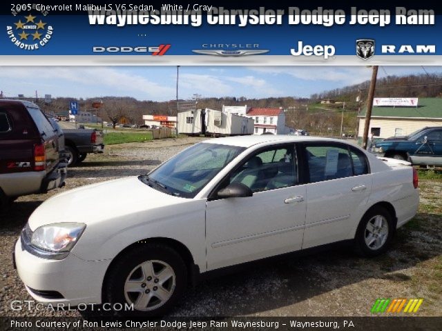 2005 Chevrolet Malibu LS V6 Sedan in White