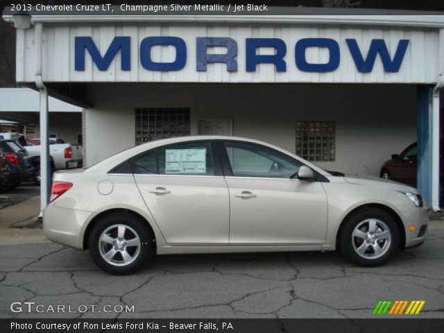 2013 Chevrolet Cruze LT in Champagne Silver Metallic