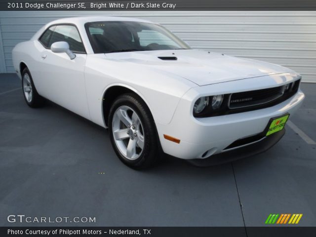 2011 Dodge Challenger SE in Bright White
