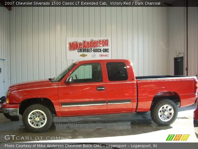 2007 Chevrolet Silverado 1500 Classic LT Extended Cab in Victory Red
