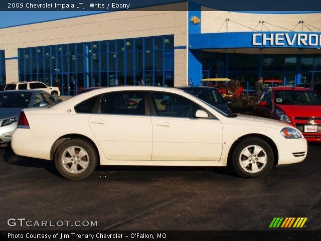 2009 Chevrolet Impala LT in White