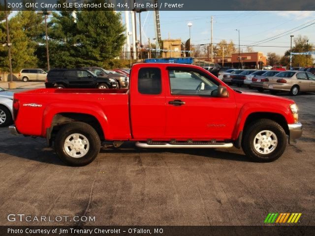 2005 GMC Canyon SLE Extended Cab 4x4 in Fire Red
