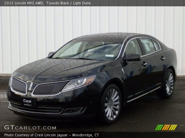 2013 Lincoln MKS AWD in Tuxedo Black