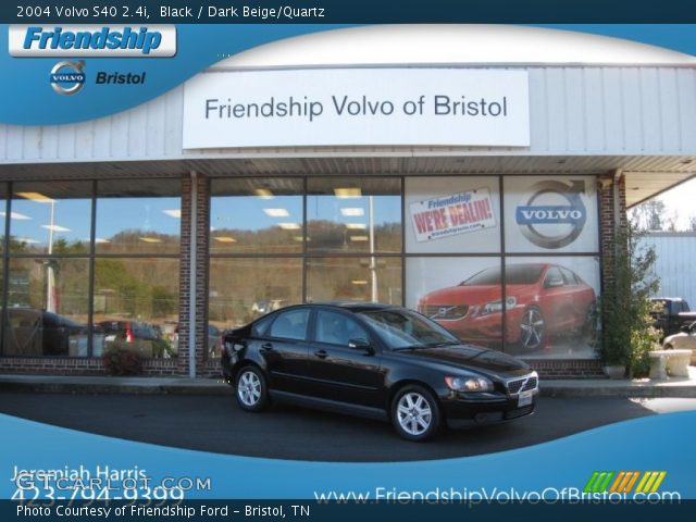 2004 Volvo S40 2.4i in Black