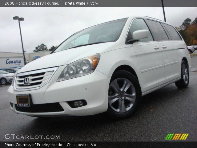 2008 Honda Odyssey Touring in Taffeta White