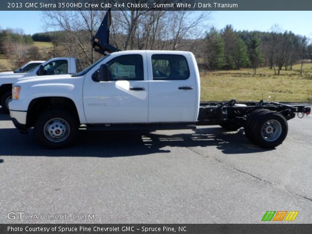2013 GMC Sierra 3500HD Crew Cab 4x4 Chassis in Summit White