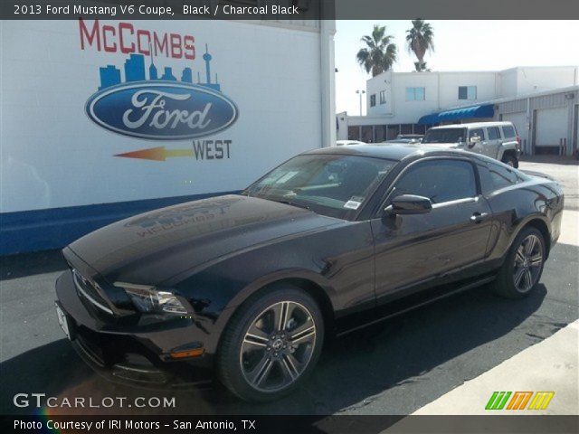 2013 Ford Mustang V6 Coupe in Black
