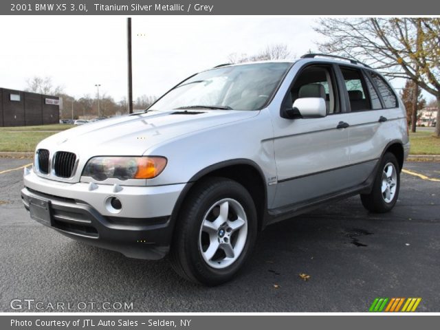 2001 BMW X5 3.0i in Titanium Silver Metallic