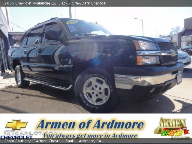 2006 Chevrolet Avalanche LS in Black