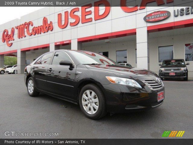2009 Toyota Camry Hybrid in Black