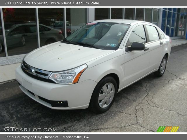 2010 Ford Focus S Sedan in White Suede