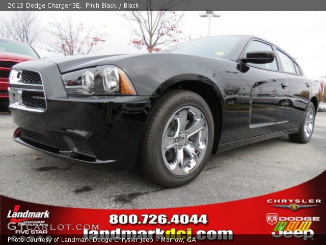 2013 Dodge Charger SE in Pitch Black