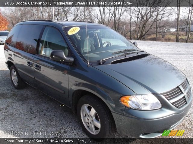 2005 Dodge Caravan SXT in Magnesium Green Pearl