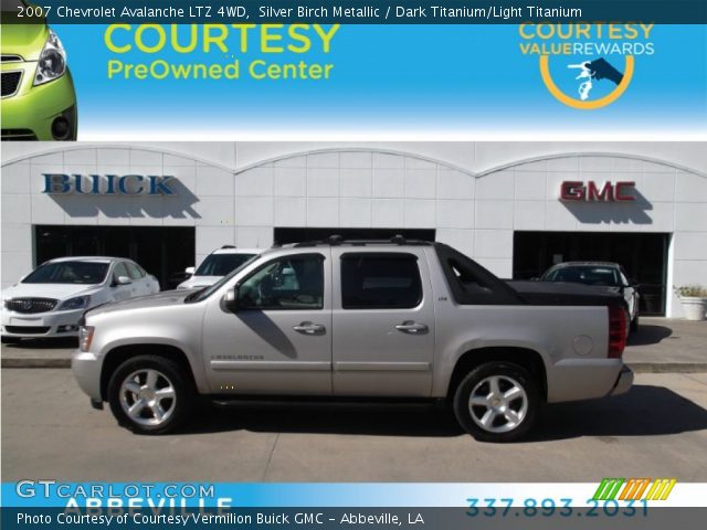 2007 Chevrolet Avalanche LTZ 4WD in Silver Birch Metallic
