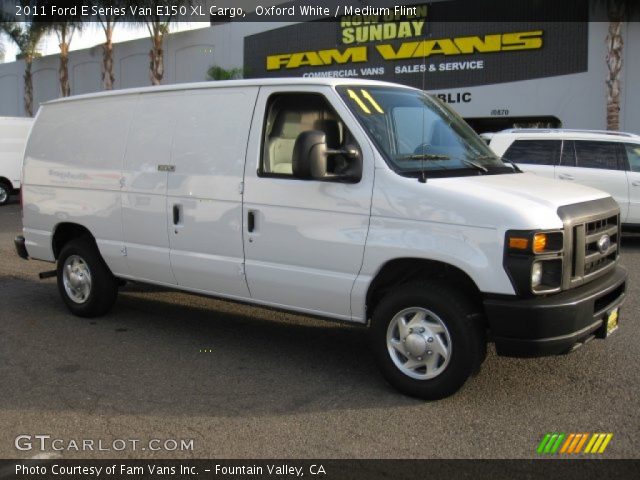 2011 Ford E Series Van E150 XL Cargo in Oxford White