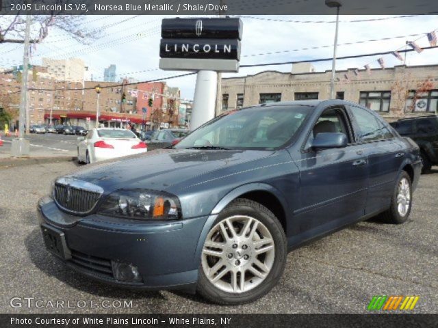 2005 Lincoln LS V8 in Norsea Blue Metallic