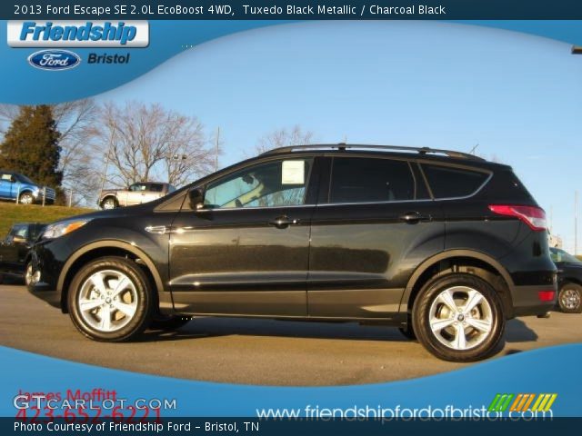 2013 Ford Escape SE 2.0L EcoBoost 4WD in Tuxedo Black Metallic