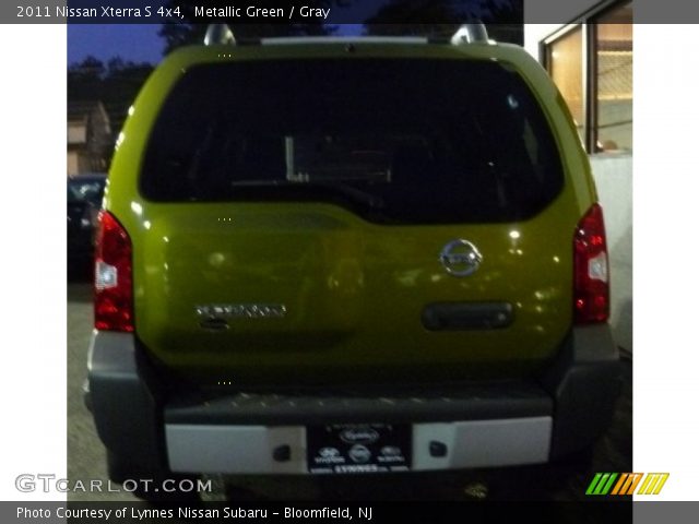 2011 Nissan Xterra S 4x4 in Metallic Green