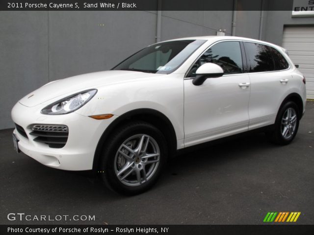 2011 Porsche Cayenne S in Sand White