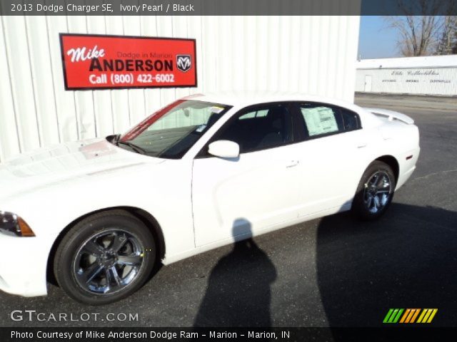 2013 Dodge Charger SE in Ivory Pearl