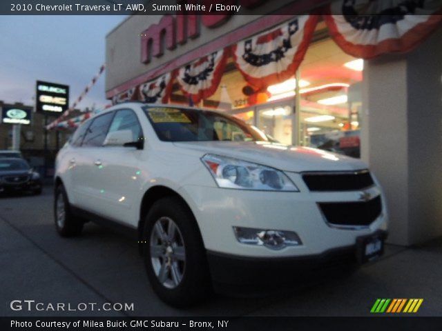 2010 Chevrolet Traverse LT AWD in Summit White