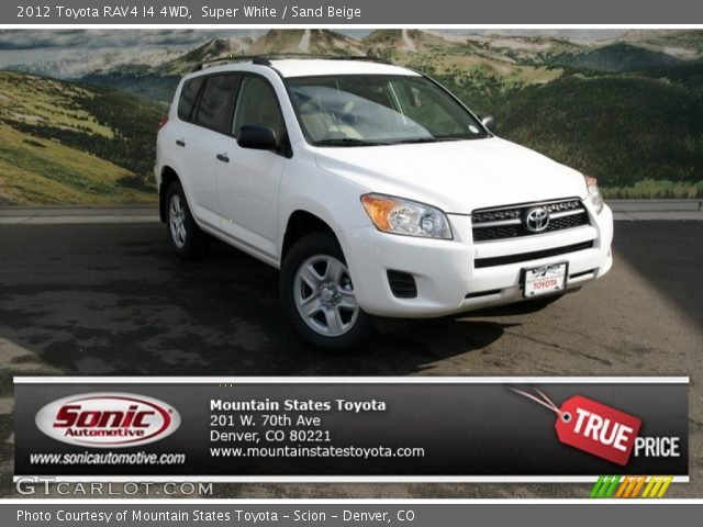 2012 Toyota RAV4 I4 4WD in Super White