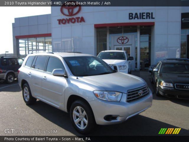 2010 Toyota Highlander V6 4WD in Sandy Beach Metallic