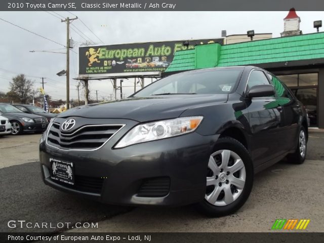 2010 Toyota Camry SE in Classic Silver Metallic