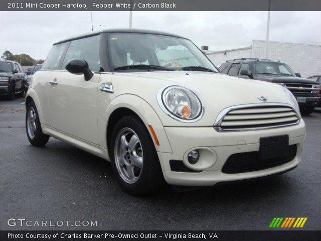 2011 Mini Cooper Hardtop in Pepper White