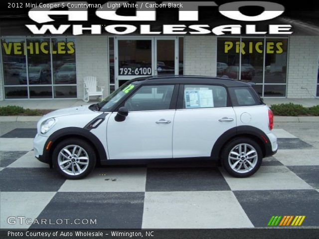 2012 Mini Cooper S Countryman in Light White