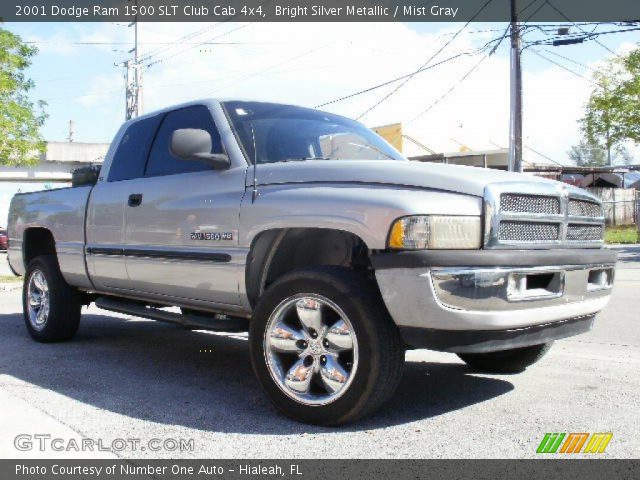 2001 Dodge Ram 1500 SLT Club Cab 4x4 in Bright Silver Metallic