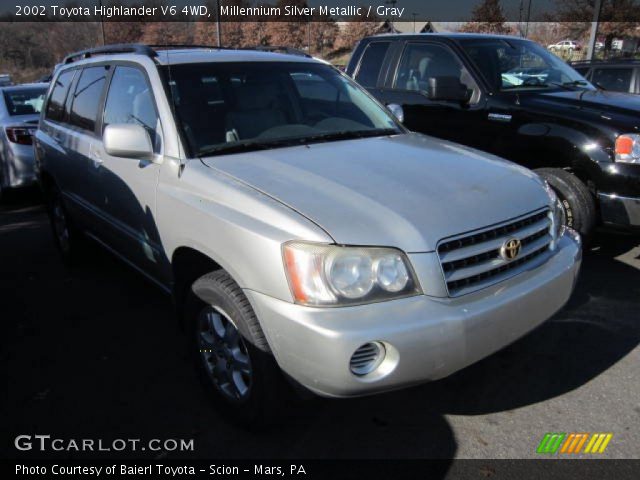 2002 Toyota Highlander V6 4WD in Millennium Silver Metallic