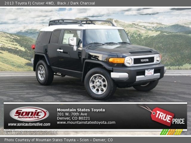 2013 Toyota FJ Cruiser 4WD in Black