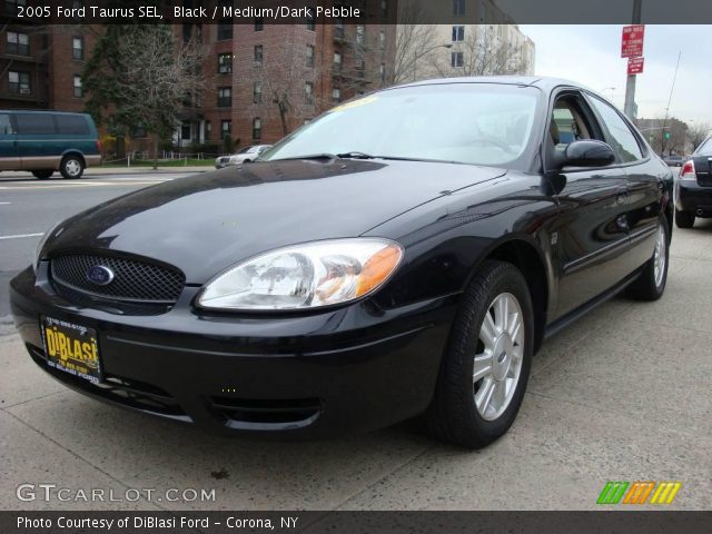 2005 Ford Taurus SEL in Black
