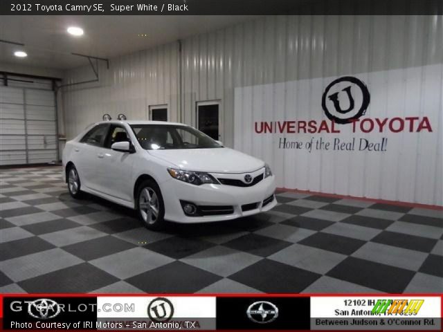 2012 Toyota Camry SE in Super White