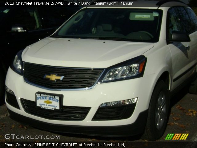 2013 Chevrolet Traverse LS AWD in White