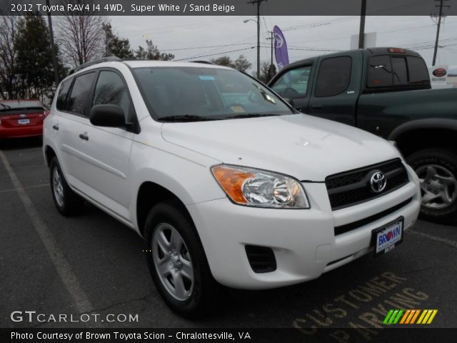2012 Toyota RAV4 I4 4WD in Super White