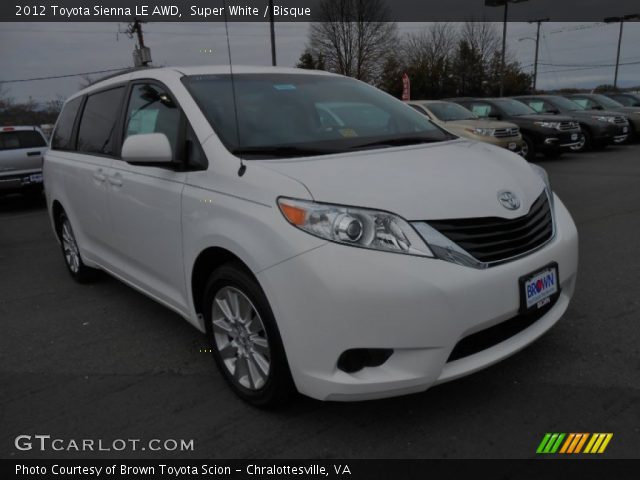 2012 Toyota Sienna LE AWD in Super White