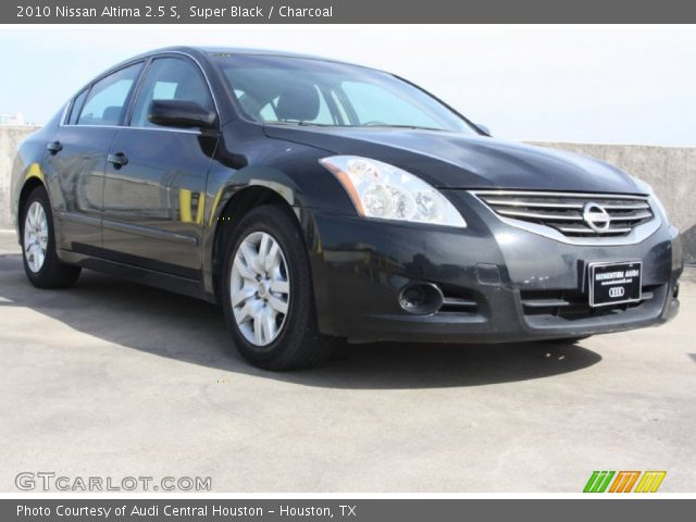 2010 Nissan Altima 2.5 S in Super Black