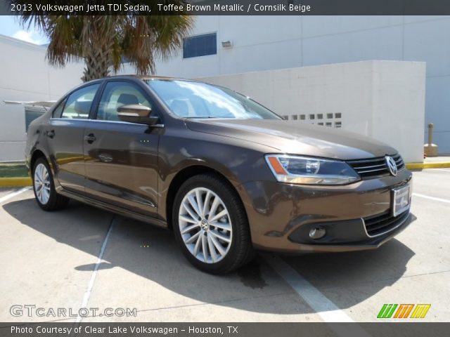 2013 Volkswagen Jetta TDI Sedan in Toffee Brown Metallic