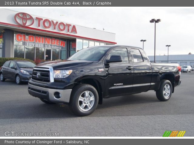 2013 Toyota Tundra SR5 Double Cab 4x4 in Black