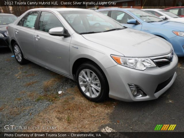 2012 Toyota Camry Hybrid XLE in Classic Silver Metallic