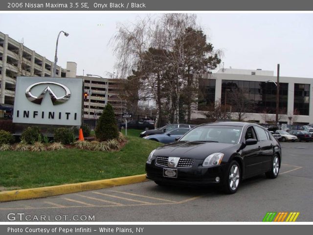 2006 Nissan Maxima 3.5 SE in Onyx Black