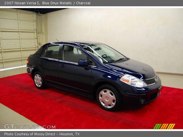 2007 Nissan Versa S in Blue Onyx Metallic