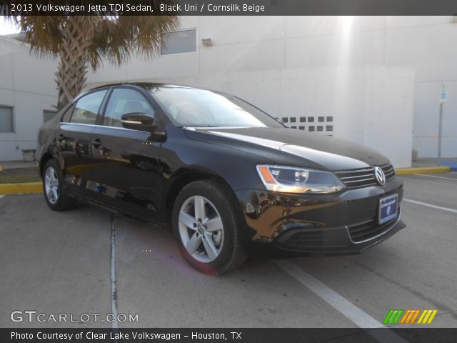 2013 Volkswagen Jetta TDI Sedan in Black Uni