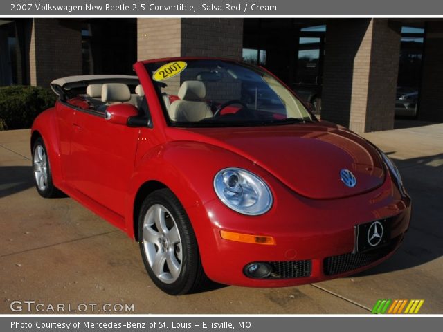 2007 Volkswagen New Beetle 2.5 Convertible in Salsa Red